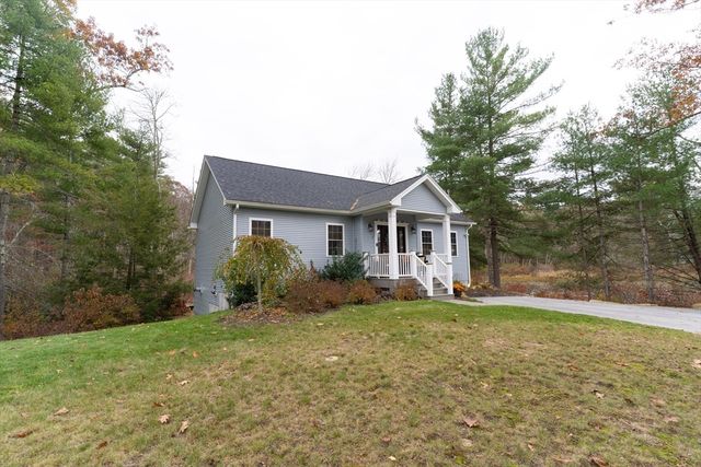 1 Leno Rd, Holland, MA 01521