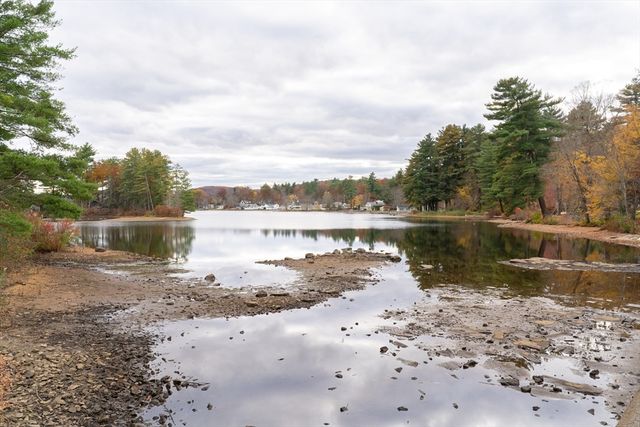 1 Leno Rd, Holland, MA 01521