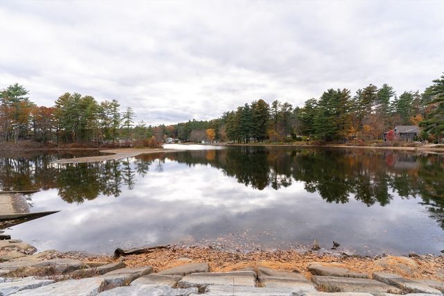 1 Leno Rd, Holland, MA 01521