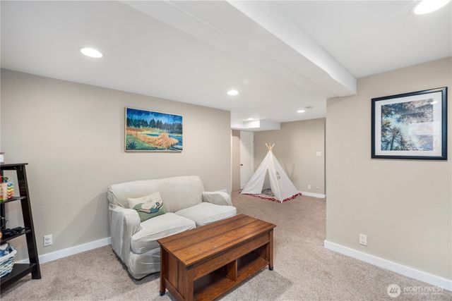 8628 20th Avenue SW, Seattle, WA 98106