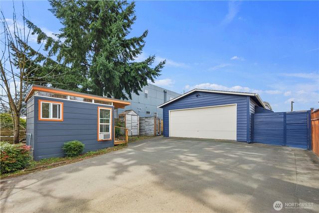 8628 20th Avenue SW, Seattle, WA 98106