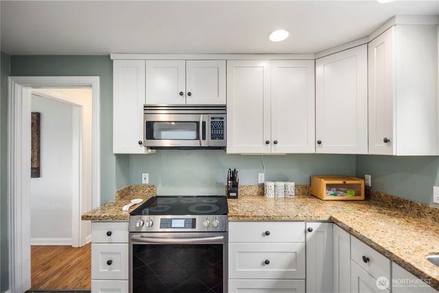 8628 20th Avenue SW, Seattle, WA 98106