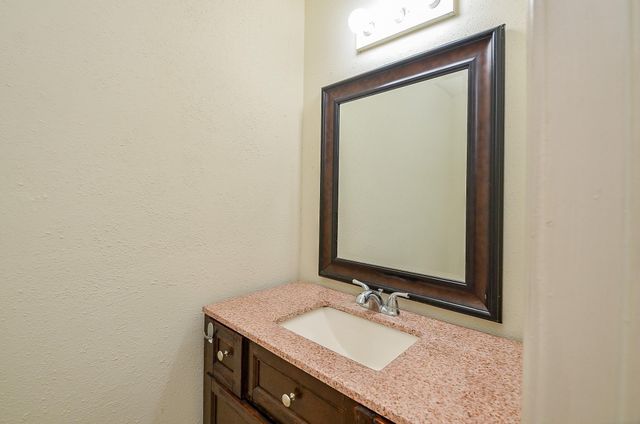 12300 Brookglade Circle 139, Houston, TX 77099