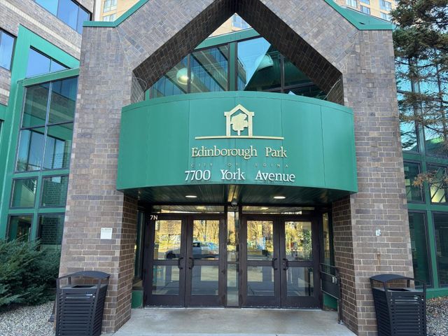 7614 York Avenue S 3117, Edina, MN 55435