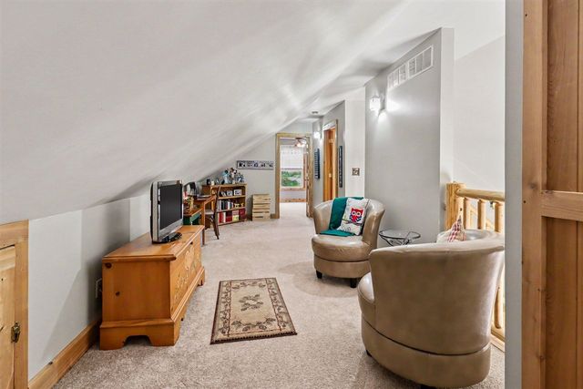 10035 Hawthorne Lane, Canadian Lakes, MI 49346