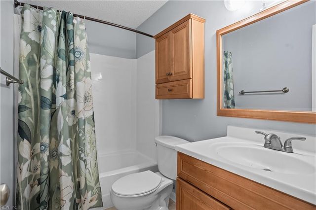 2558 Cove Point PL, Virginia Beach, VA 23454