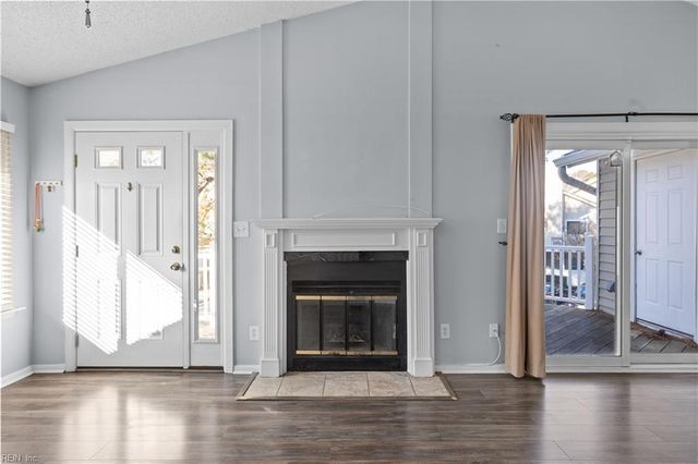 2558 Cove Point PL, Virginia Beach, VA 23454