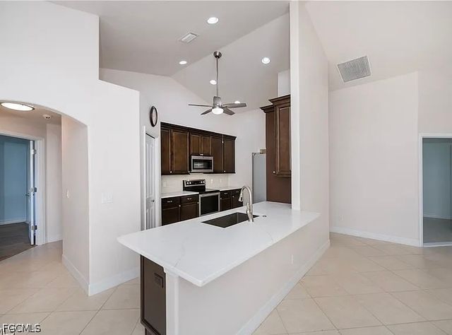 4607 SW 14th AVE, Cape Coral, FL 33914