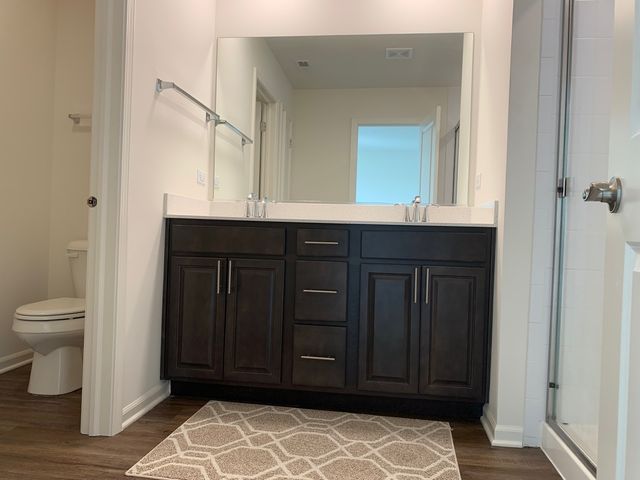 285 Lakeshore Drive, Oswego, IL 60543