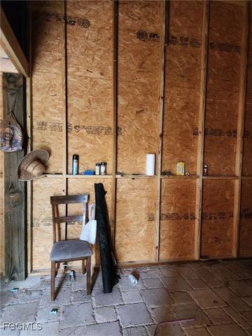 9881 Councilor LN, North Fort Myers, FL 33917