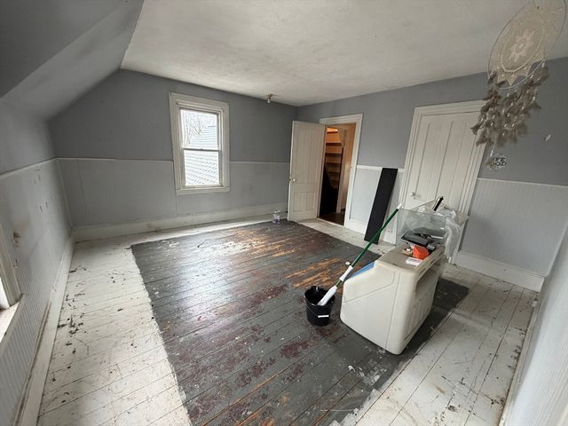 186 Maxfeild, New Bedford, MA 02740