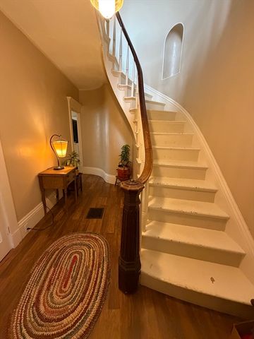 186 Maxfeild, New Bedford, MA 02740