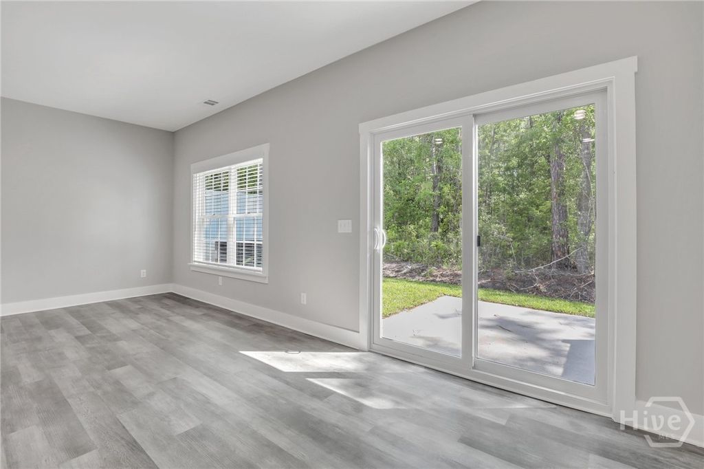 Image 16 of property listing at 105 Sherwood Court 2, Rincon, GA 31326
