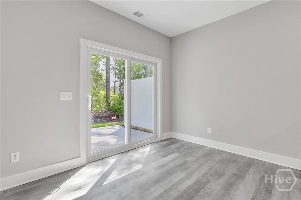 Image 17 of property listing at 105 Sherwood Court 2, Rincon, GA 31326