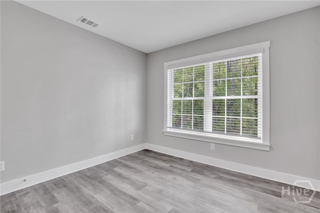 Image 19 of property listing at 105 Sherwood Court 2, Rincon, GA 31326