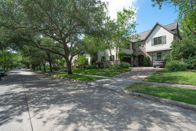 3702 Sunset Boulevard, West University Place, TX 77005