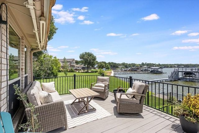 219 Admiral Drive, Gun Barrel City, TX 75156