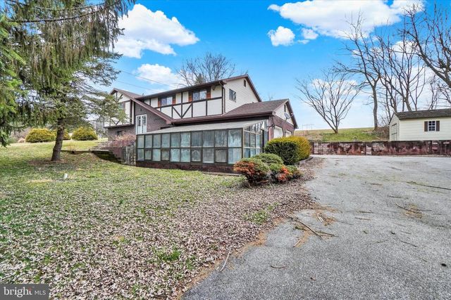 115 HILLSTREAM RD, Red Lion, PA 17356