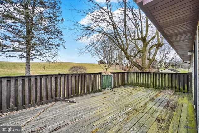 115 HILLSTREAM RD, Red Lion, PA 17356