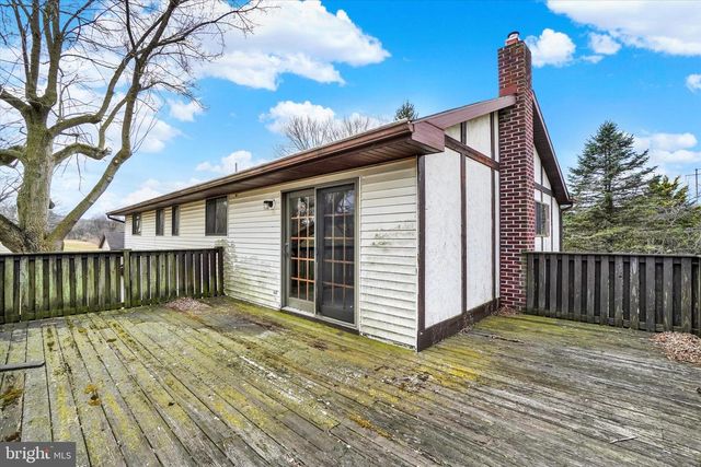 115 HILLSTREAM RD, Red Lion, PA 17356