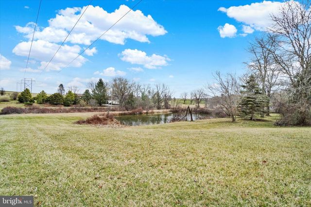 115 HILLSTREAM RD, Red Lion, PA 17356