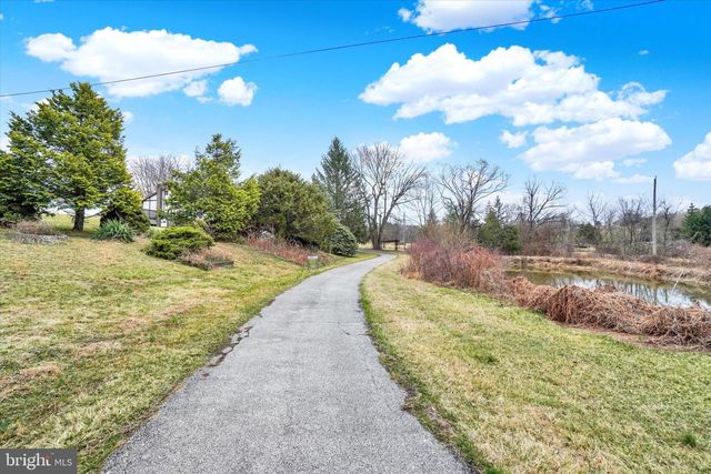 115 HILLSTREAM RD, Red Lion, PA 17356