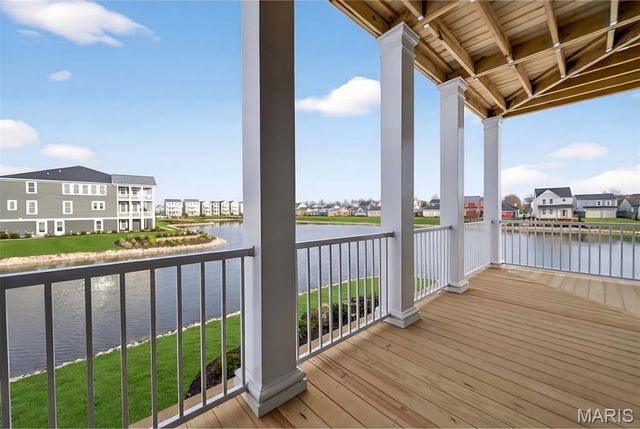 210 Marais Temps Clair Way, St Charles, MO 63301