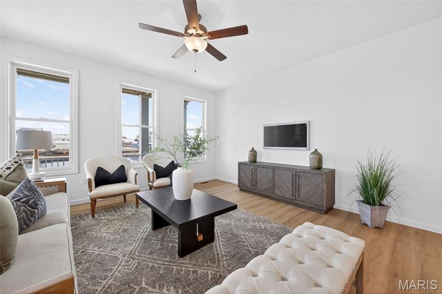 210 Marais Temps Clair Way, St Charles, MO 63301