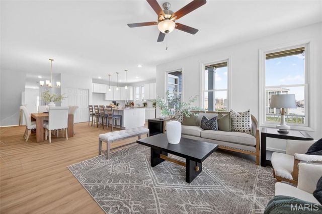 210 Marais Temps Clair Way, St Charles, MO 63301