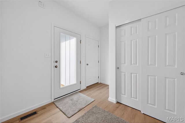 210 Marais Temps Clair Way, St Charles, MO 63301