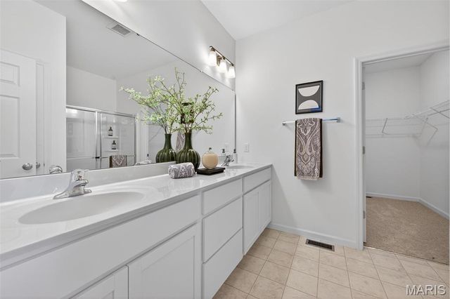 210 Marais Temps Clair Way, St Charles, MO 63301