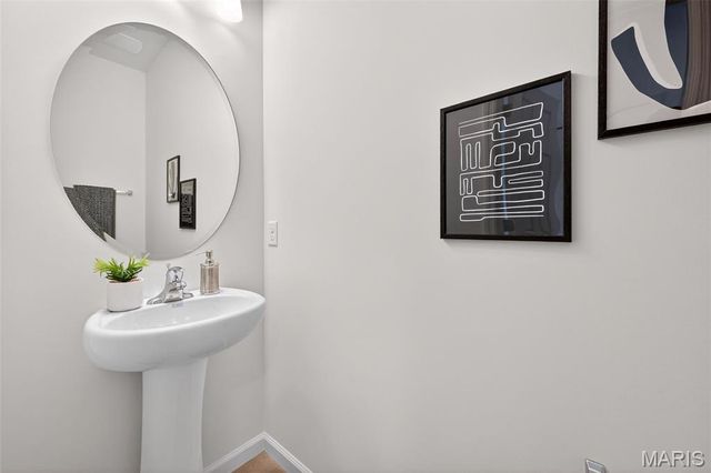 210 Marais Temps Clair Way, St Charles, MO 63301