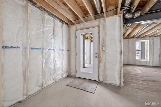 210 Marais Temps Clair Way, St Charles, MO 63301