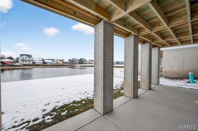 210 Marais Temps Clair Way, St Charles, MO 63301