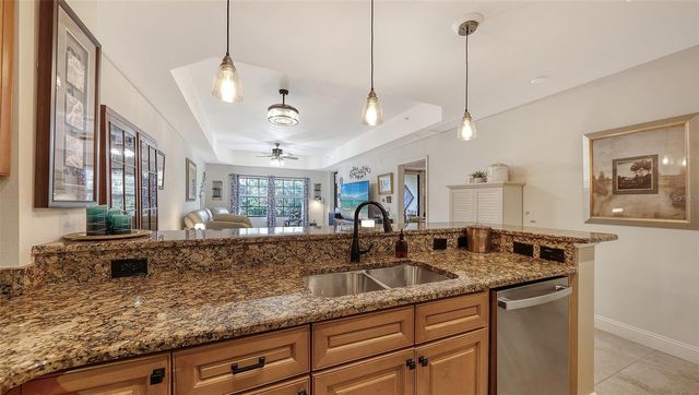 7718 LAKE VISTA COURT 207, Lakewood Ranch, FL 34202