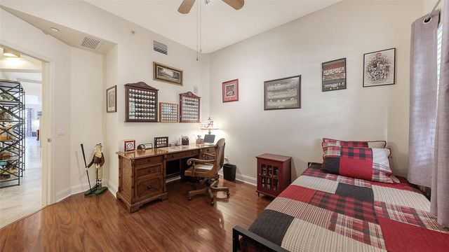 7718 LAKE VISTA COURT 207, Lakewood Ranch, FL 34202