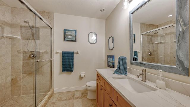 7718 LAKE VISTA COURT 207, Lakewood Ranch, FL 34202