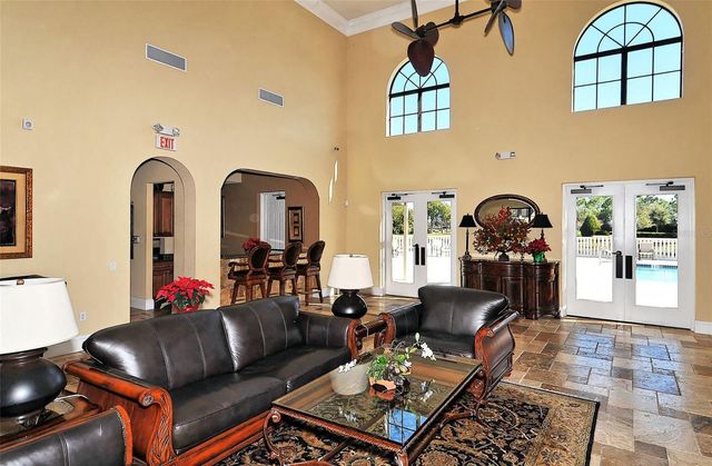 7718 LAKE VISTA COURT 207, Lakewood Ranch, FL 34202