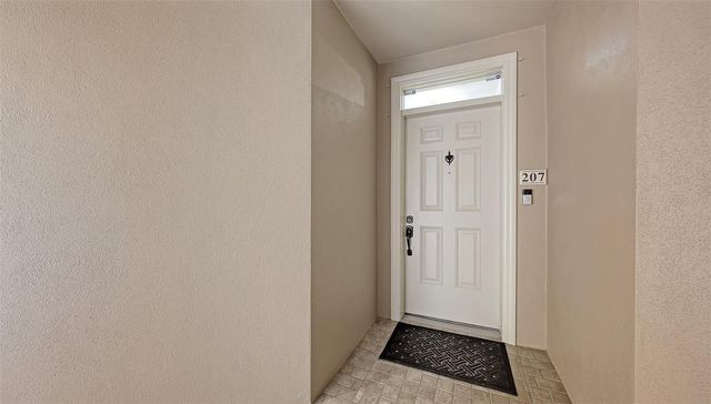 7718 LAKE VISTA COURT 207, Lakewood Ranch, FL 34202