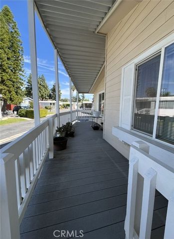 17 Serra Way, San Fernando, CA 91345