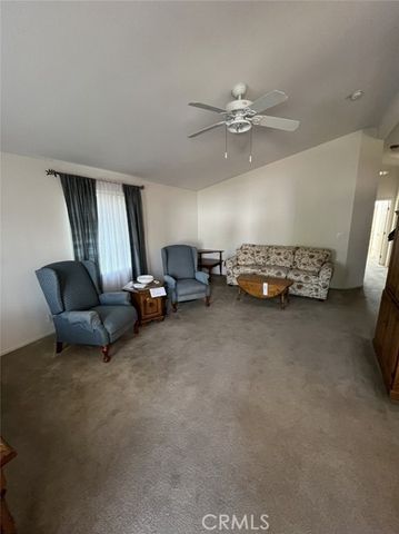 17 Serra Way, San Fernando, CA 91345