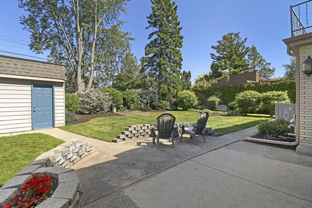 7503 3rd AVENUE, Kenosha, WI 53143