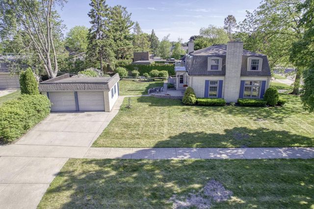 7503 3rd AVENUE, Kenosha, WI 53143
