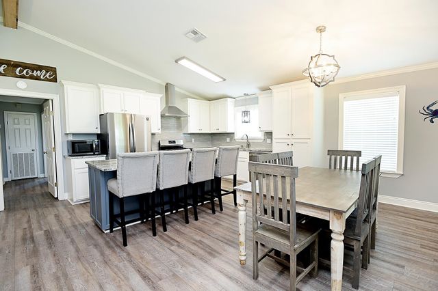 1805 Doctor Beatrous Rd, Theriot, LA 70397