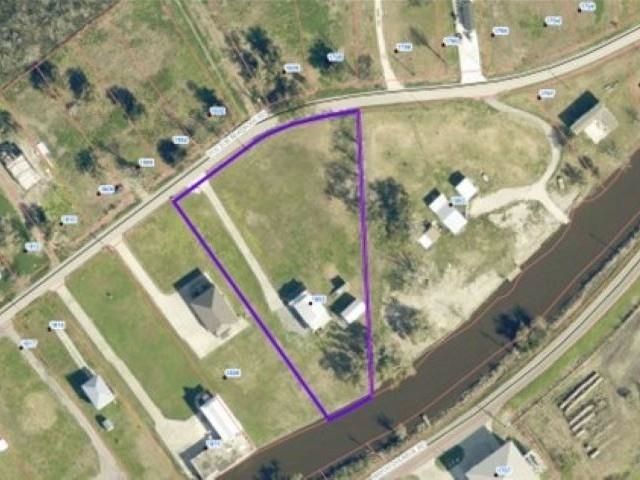 1805 Doctor Beatrous Rd, Theriot, LA 70397