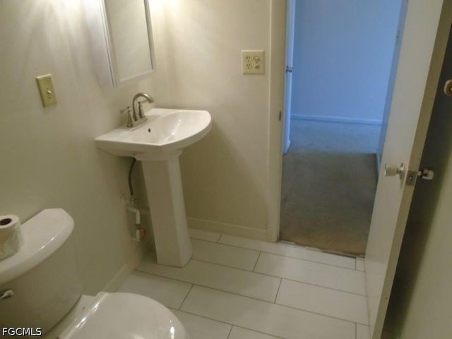 708 Victoria DR 206, Cape Coral, FL 33904