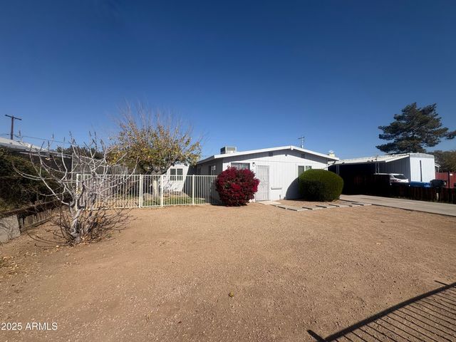 2642 E KINGS Avenue, Phoenix, AZ 85032