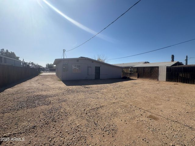 2642 E KINGS Avenue, Phoenix, AZ 85032