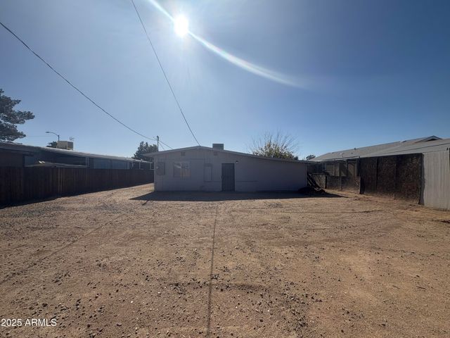 2642 E KINGS Avenue, Phoenix, AZ 85032