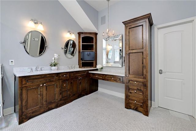 17554 Cody Street, Overland Park, KS 66221